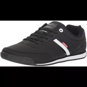 Men’s Levi’s shoe